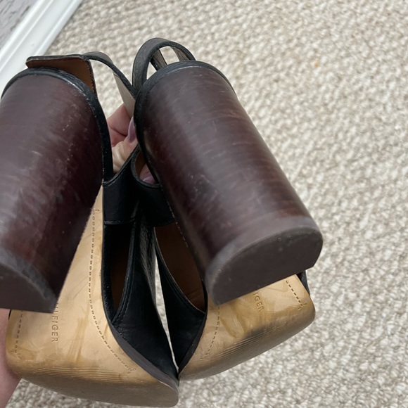 Tommy Hilfiger heels peep toe black brown size 9.5 - Picture 5 of 10